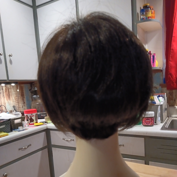 Lizbeth Wig by Paula Young - Picture 5 of 16